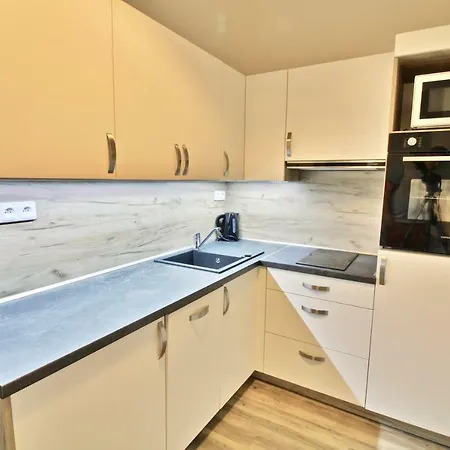Stylish Flatel Zizkov Apartmán *